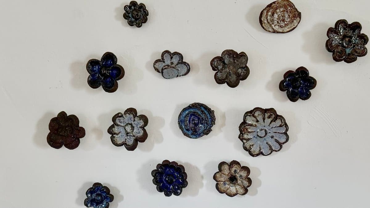 CLSTR ceramic wall installation